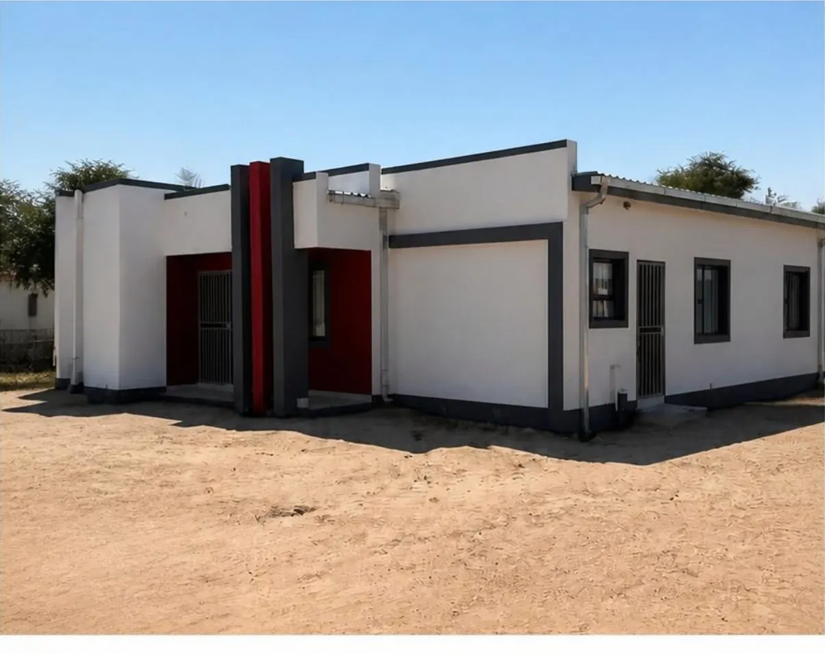 Erf 758 in Eenhana: side view showing the bedrooms wing